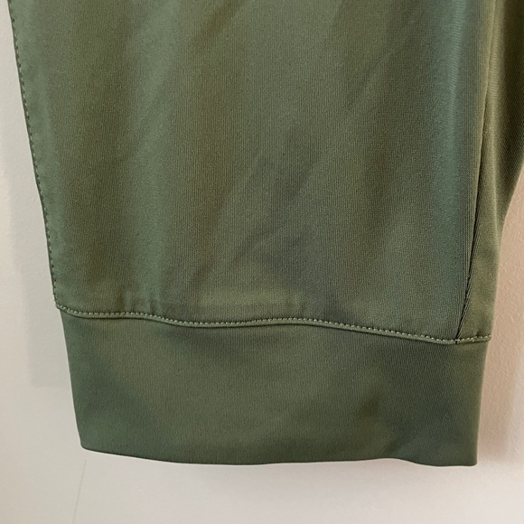 RHONE Commuter® Pant - Slim Sage Green Zipper at Hem Men’s Size 32 - Picture 4 of 11